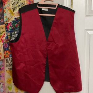 Men's Red Vest​